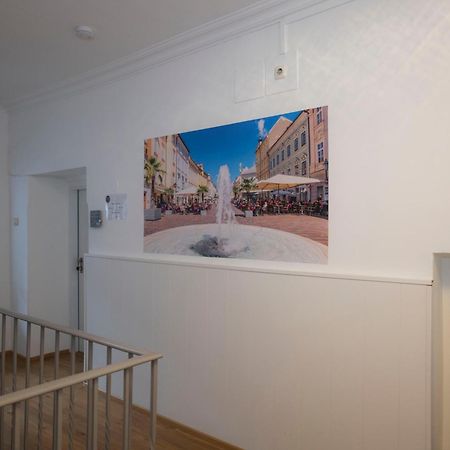 Cityhotel Am Domplatz Self-Checkin Klagenfurt am Woerthersee Екстер'єр фото