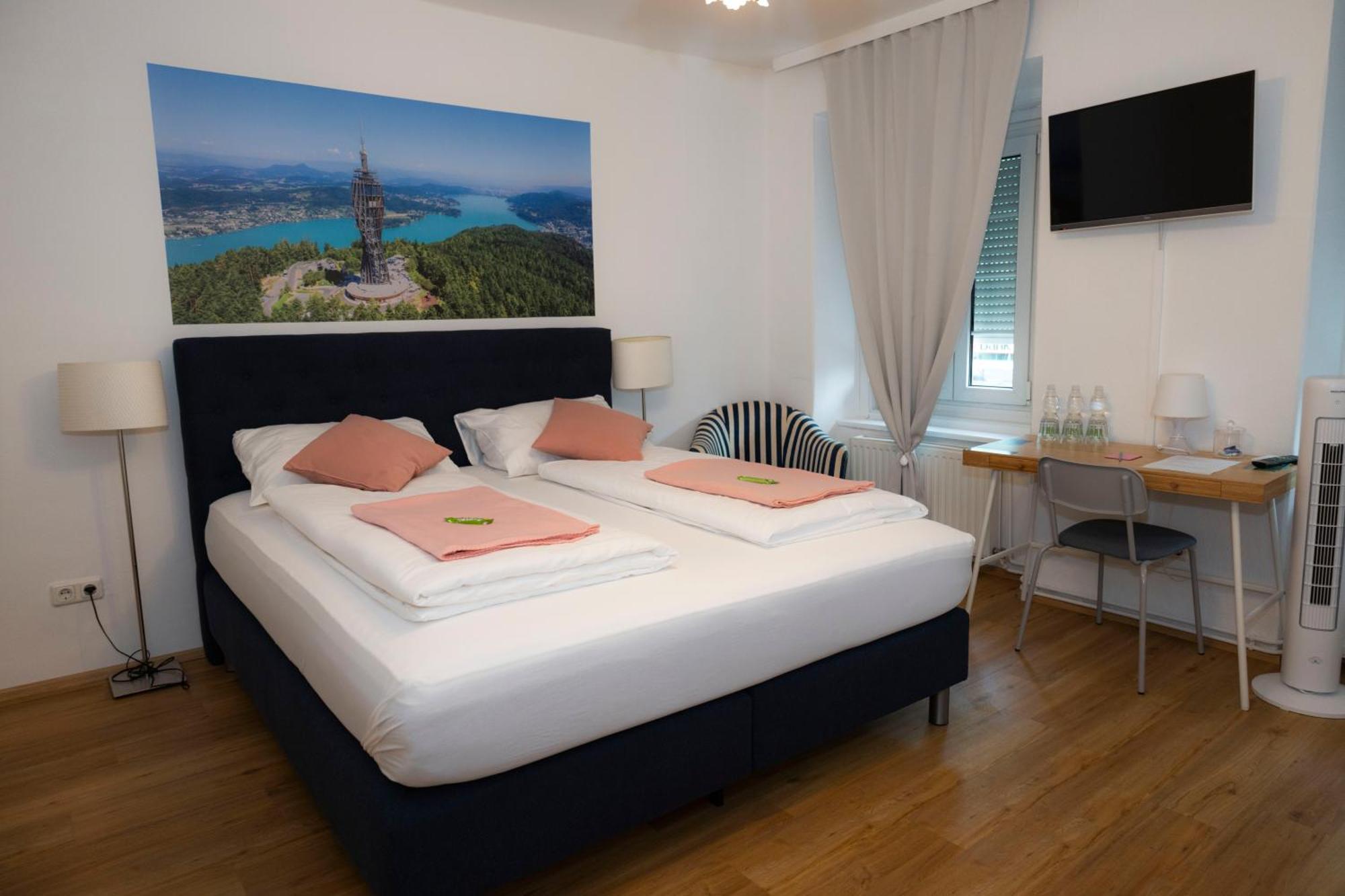 Cityhotel Am Domplatz Self-Checkin Klagenfurt am Woerthersee Екстер'єр фото